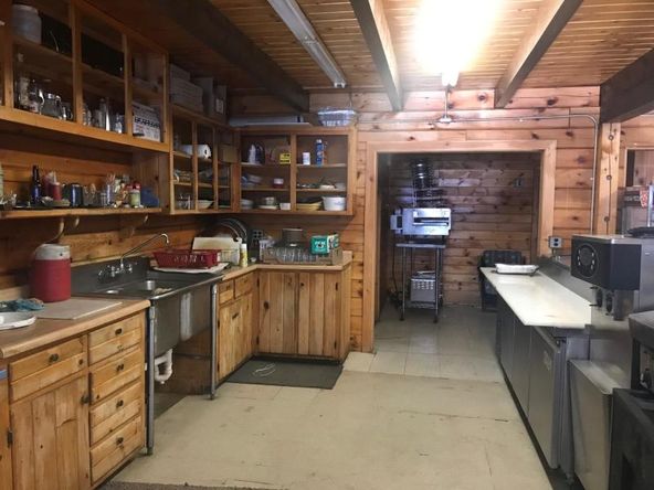 94 Main Rd, Abbot, ME 04406